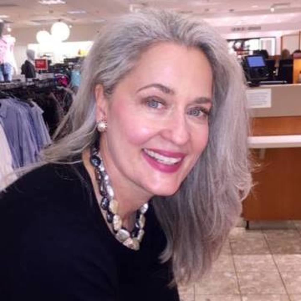 Meet your Posher, Ellen